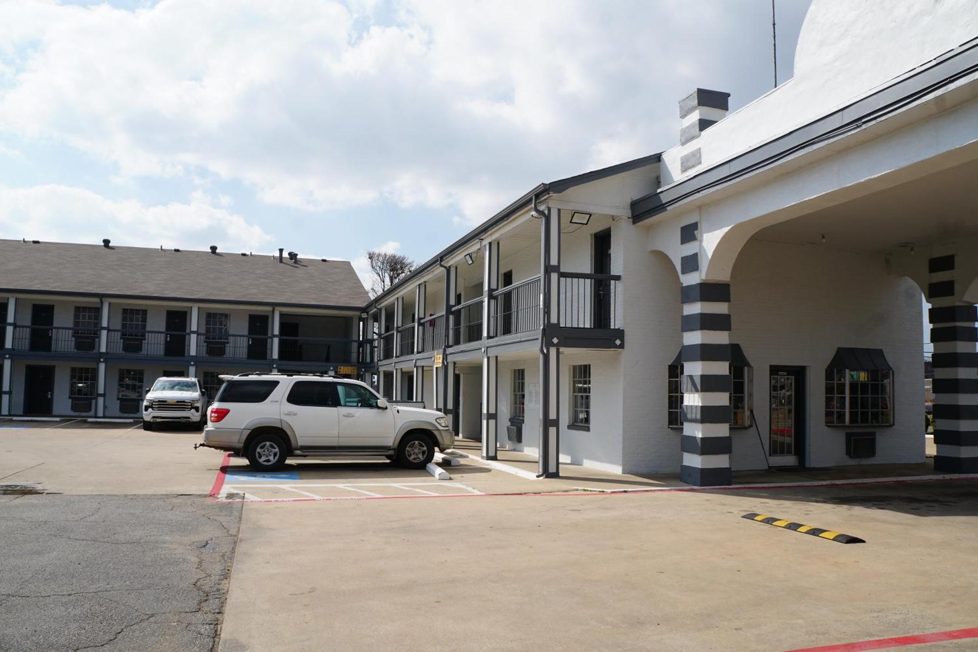 Sherman Inn Zewnętrze zdjęcie
